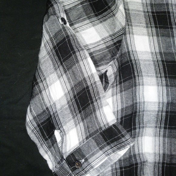 4/$20 | Black & White Plaid Button Up Shirt with tie knot on front bottom - Picture 5 of 10